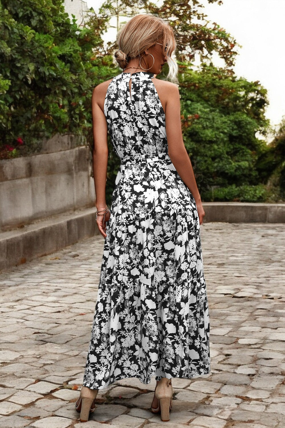 Solène - Robe longue avec ceinture à la taille et motifs
