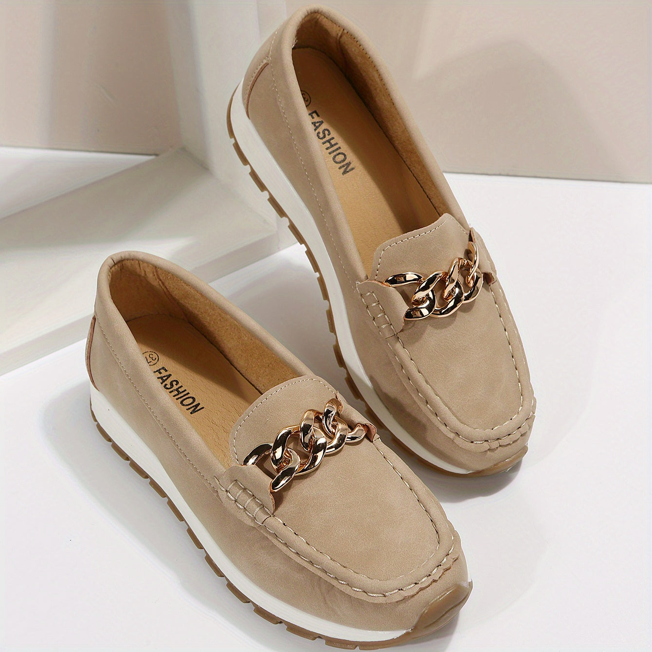 Victoire - Mocassins avec décoration en chaînes pour femmes