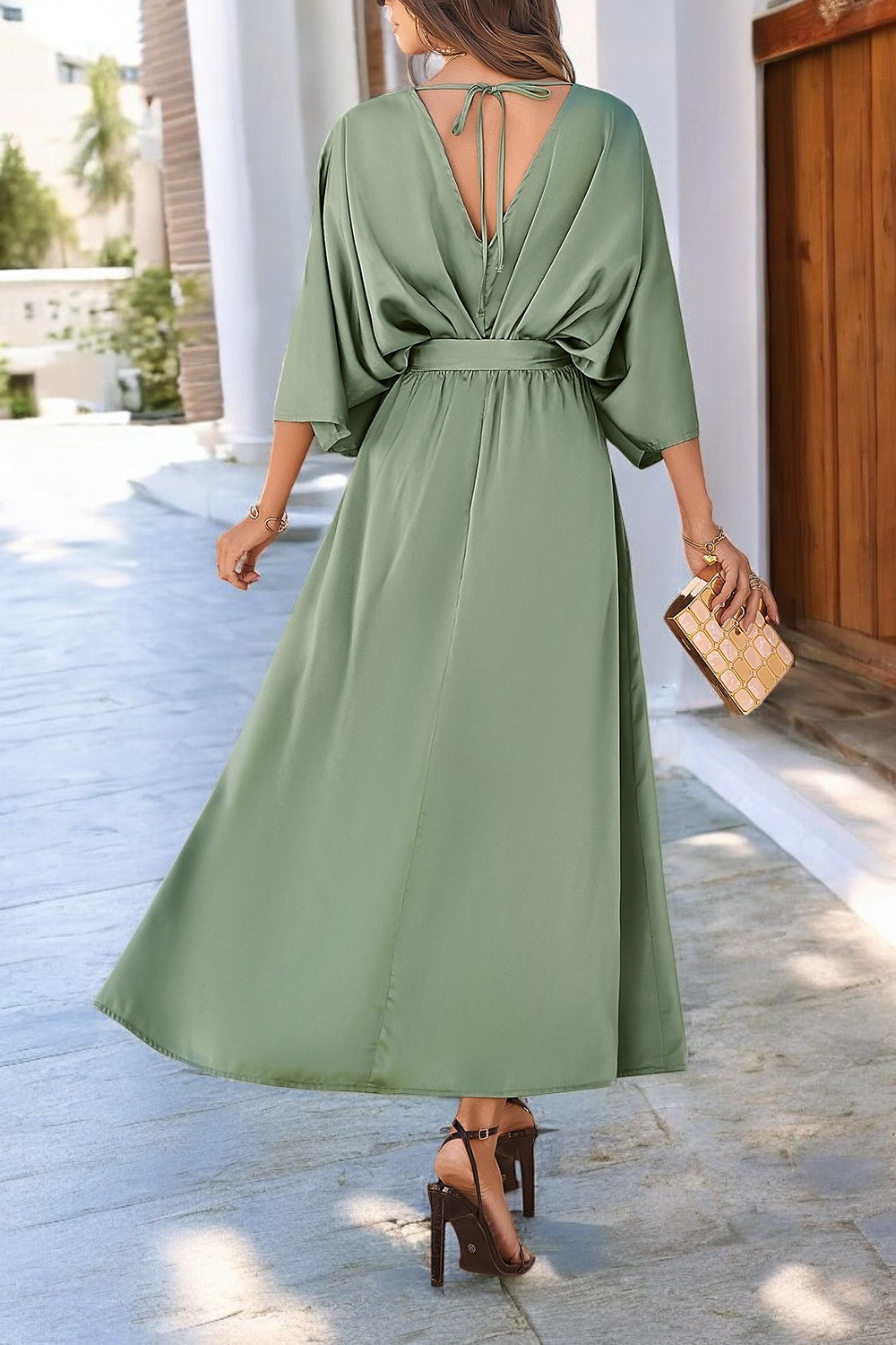 Colette - Robe fendue, décolleté en V et manches nouées