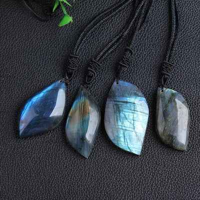 Collier pendentif en labradorite