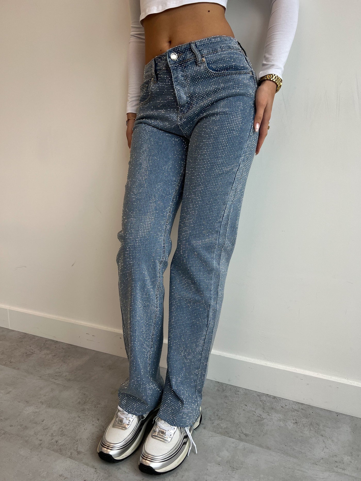 AVA –  Jean Flare pour Femme avec Cristaux pour une Touche Glamour