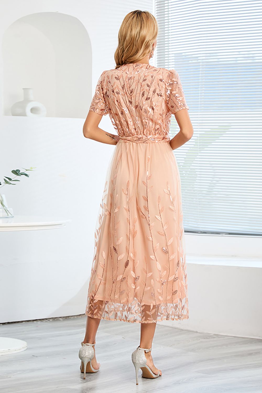 Velavie – Robe d’Été Élégante à Coupe Fluide pour Occasions Chic