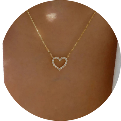 Collier avec cœur de superbes diamants indiscernables du vrai
