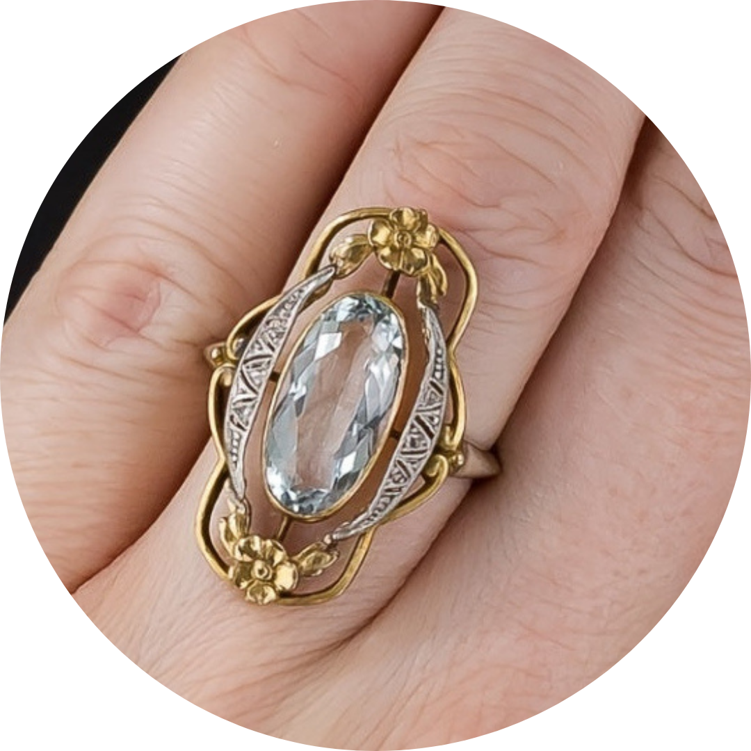Bague design français classique avec grande pierre précieuse
