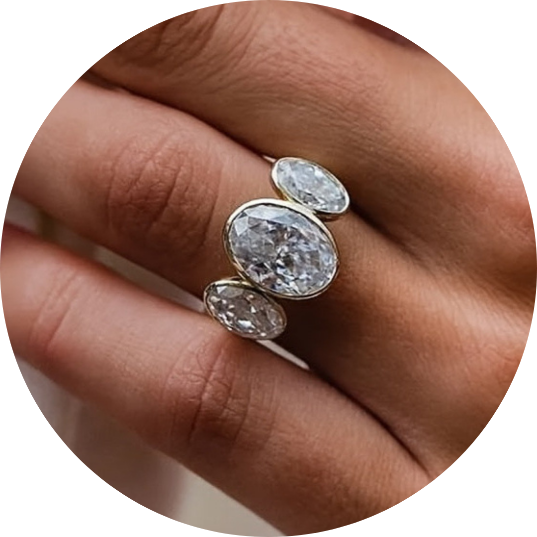 Bague en or 18K avec 3 grandes pierres précieuses