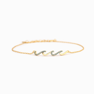 Edmonton Essence™ | Stylish Wave Bracelet
