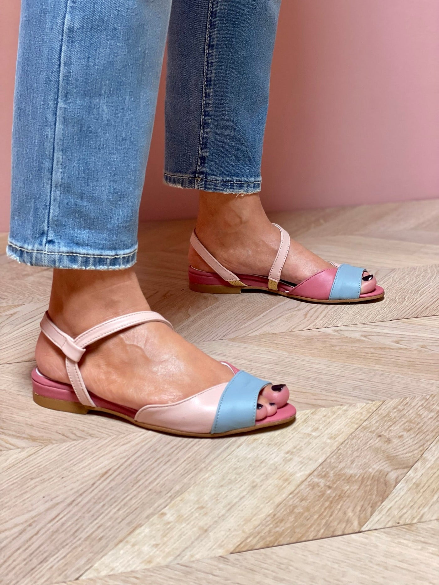 CHANTAL | SANDALES AVEC UN CONFORT INÉGALÉ