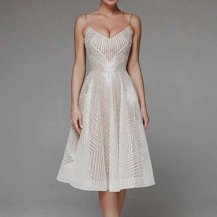 Juliette - Robe dos nu élégante pour des apparitions stylées