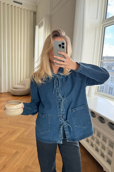 Veste en Denim pour Femme – Intemporelle & Stylée