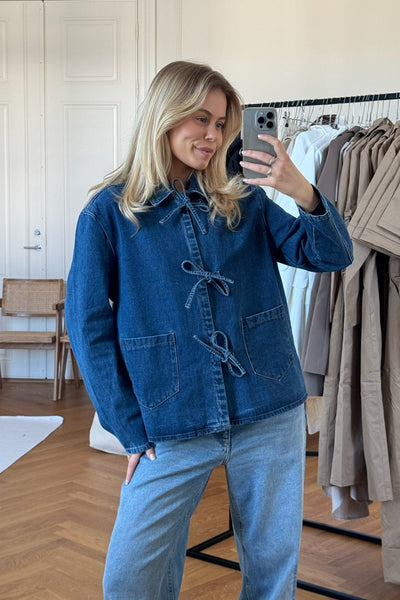 Veste en Denim pour Femme – Intemporelle & Stylée