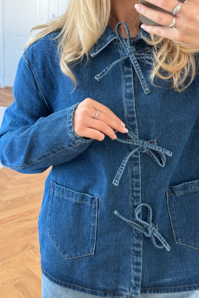 Veste en Denim pour Femme – Intemporelle & Stylée