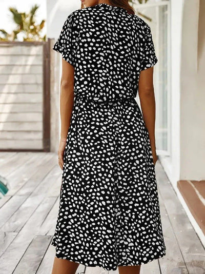Monique - Robe midi boho à fleurs et décolleté en V