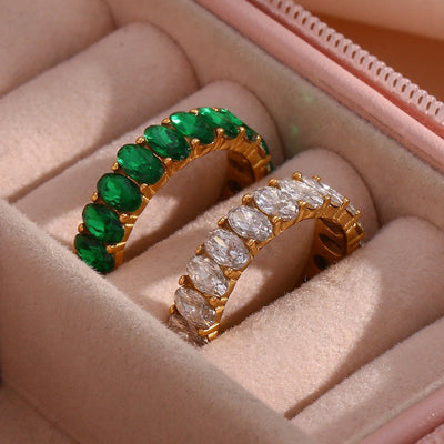 Antoinette – Bague Dorée avec Simulant de Diamant