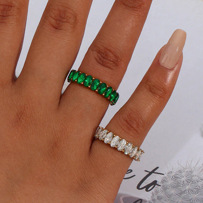 Antoinette – Bague Dorée avec Simulant de Diamant