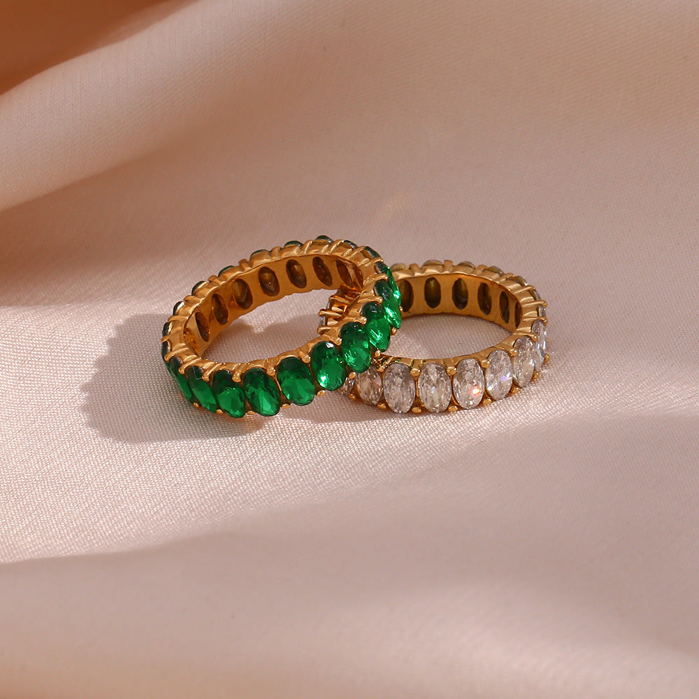 Antoinette – Bague Dorée avec Simulant de Diamant