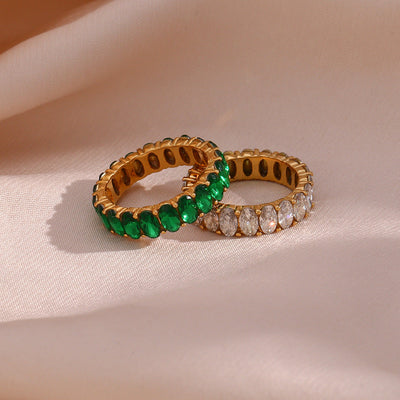 Antoinette – Bague Dorée avec Simulant de Diamant