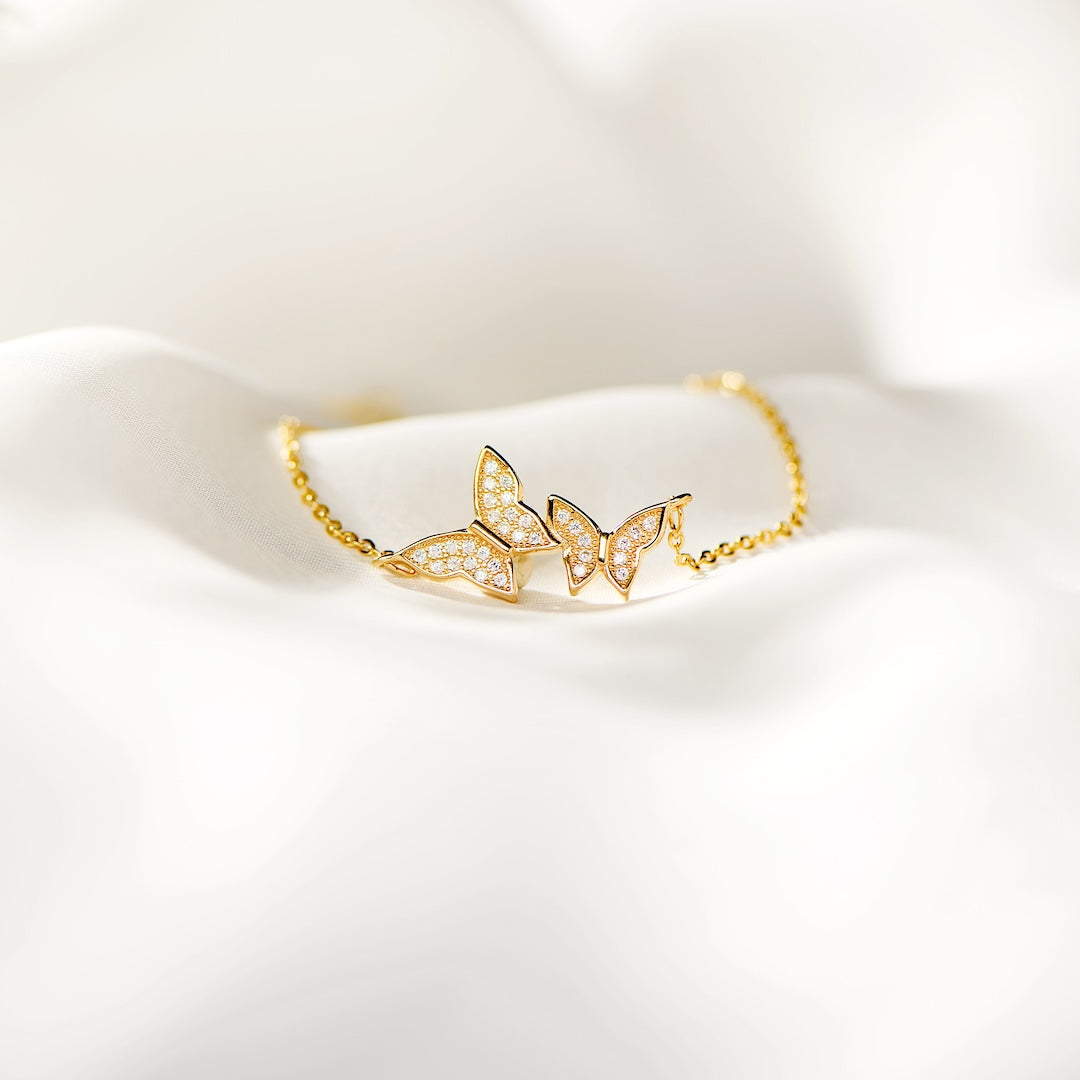 Edmonton Essence™ | Delicate Butterfly Bracelet