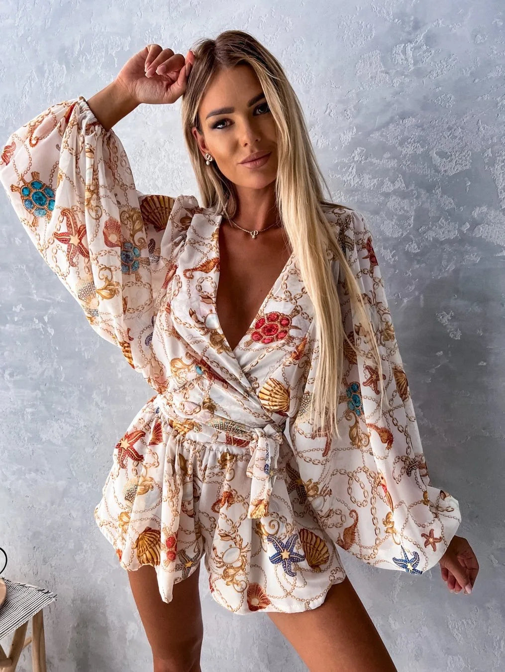 Jade - Combinaison d'été sexy avec décolleté profond en V
