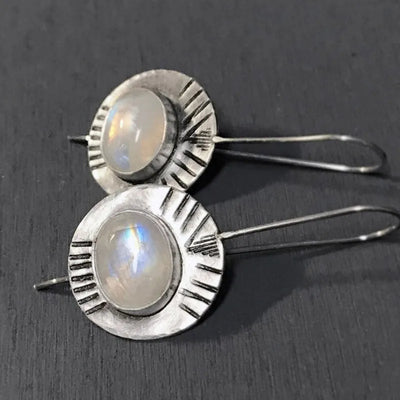 Boucles d’oreilles élégantes en pierre de lune