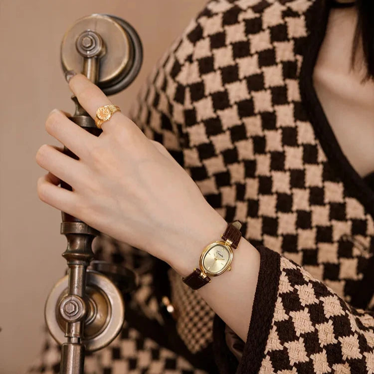 Montre élégante à quartz pour femmes | Cadran doré