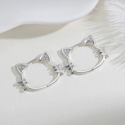 Boucles Feloria – L’éclat tendre de l’argent sterling