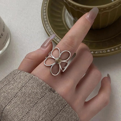 Bague pétale en argent sterling