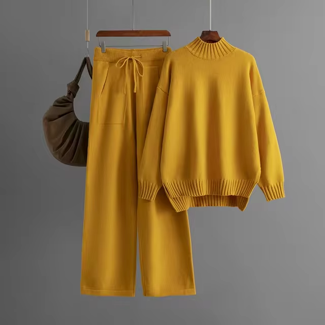 Ylenia™ - Ensemble élégant composé d'une chemise à manches longues et d'un pantalon fuselé.