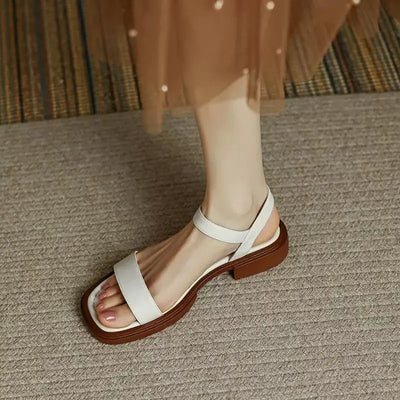 June™ | Les sandales en cuir pour un style raffiné et minimaliste