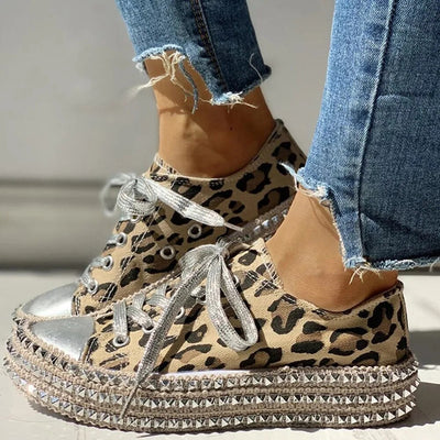 Baskets Montantes Léopard pour Femme avec Accents Métalliques
