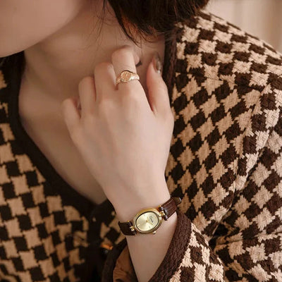 Montre élégante à quartz pour femmes | Cadran doré