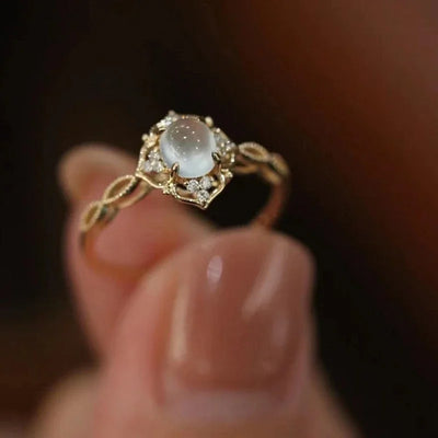 Bague fleur en pierre de lune