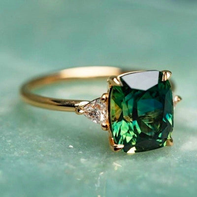 Maricela - Bague en zircone verte dorée