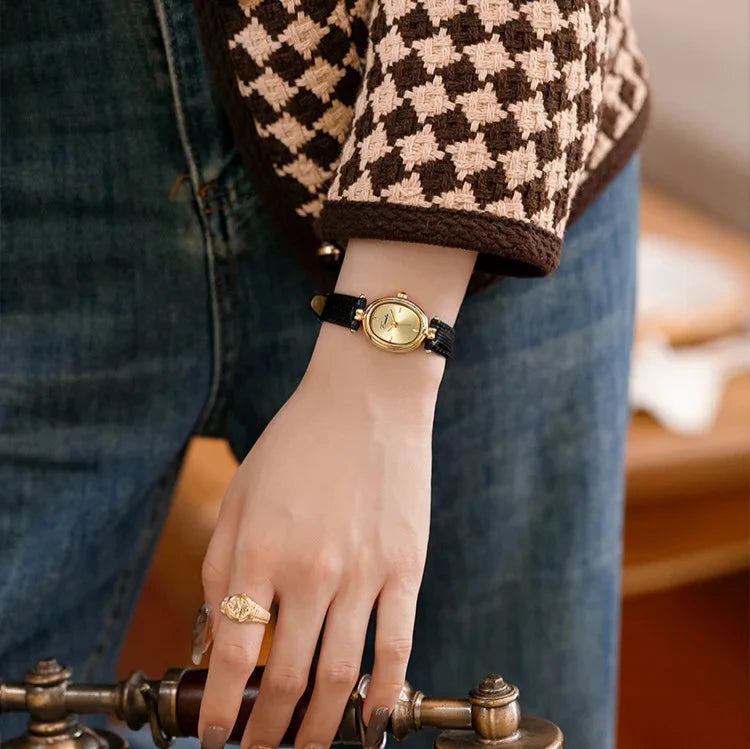 Montre élégante à quartz pour femmes | Cadran doré