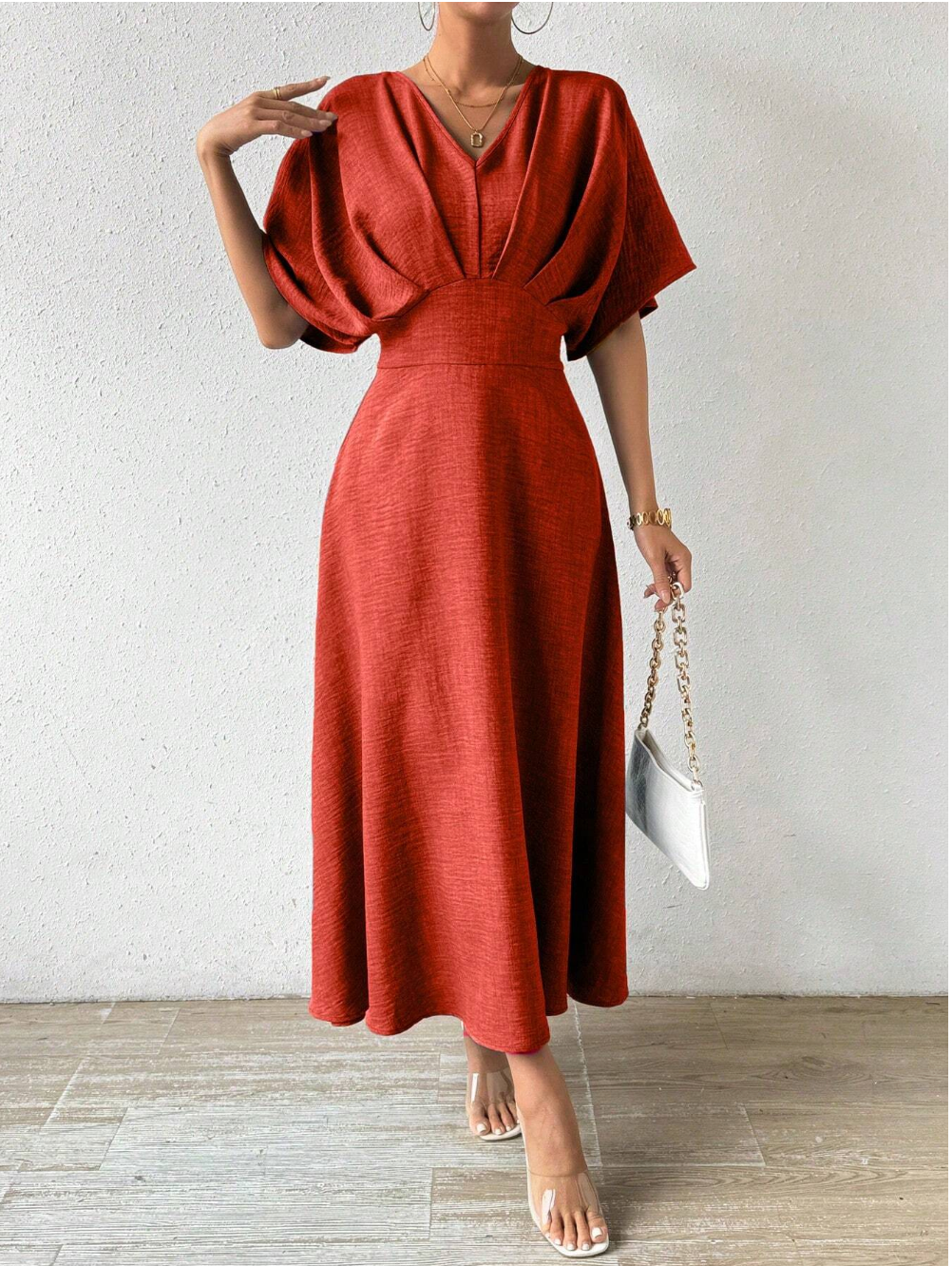 AtelierdeRocheParis | Robe Longue Élégante avec Manches Chauve-Souris