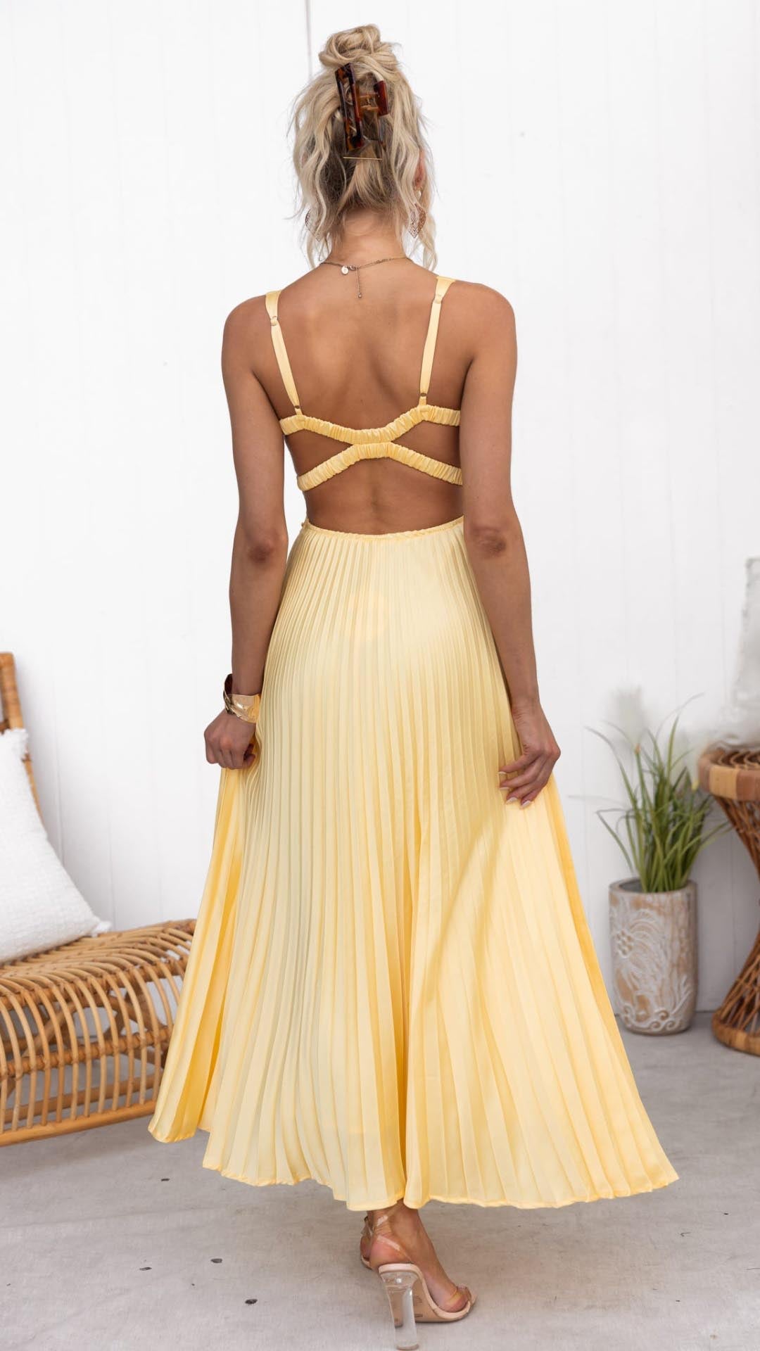 Amy - Robe Maxi Plissée Jaune à Décolleté en V