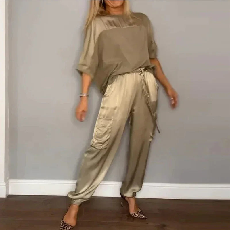 Ensemble en satin chic et élégant pour femme