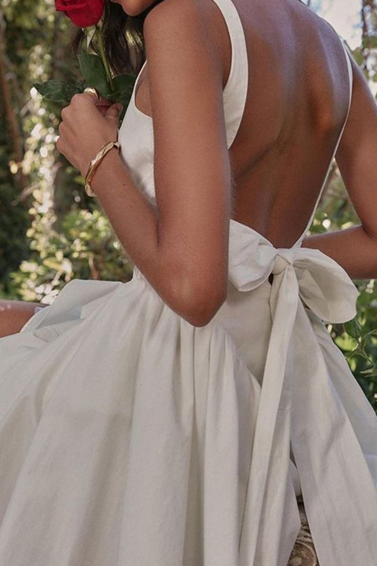 VIVIAN – Femme Robe Blanche Dos Nu Fluide & Romantique