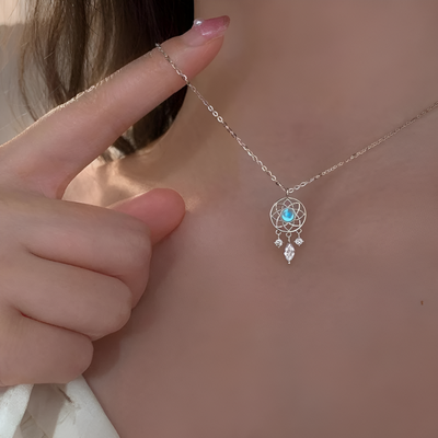 Collier attrape-rêves en pierre de lune