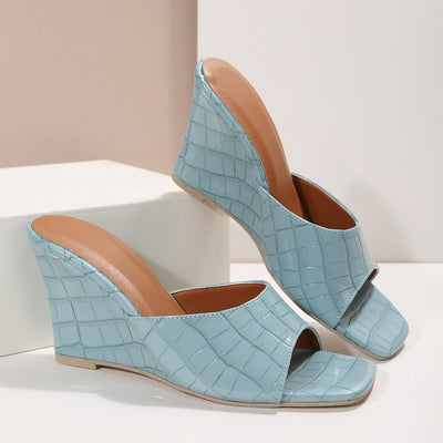 Sandales à talon compensé pour femmes avec texture crocodile ouverte - Noelia