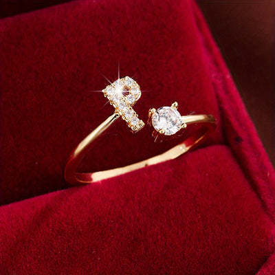 Bague initiale personnalisée en zircons scintillants