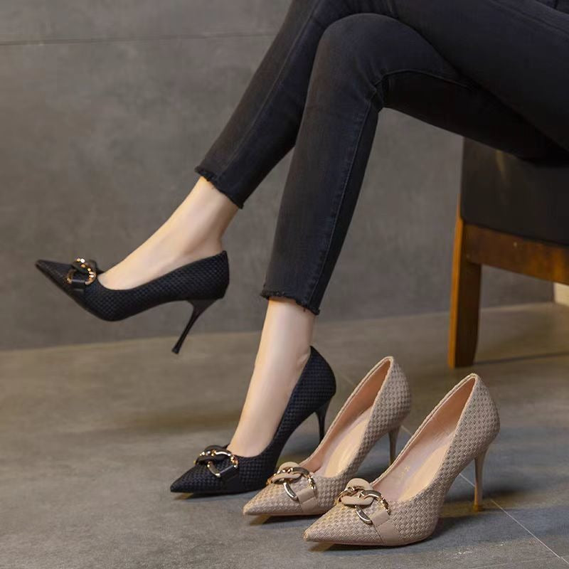 Talons pour femmes en texture tissée avec d'élégants ornements métalliques - Mireille