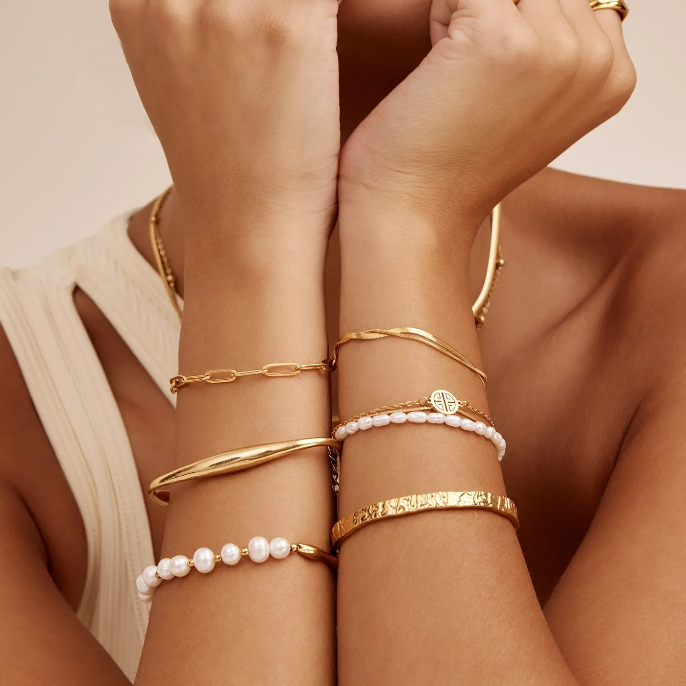 Edmonton Essence™ | Layered Pearl Bracelet