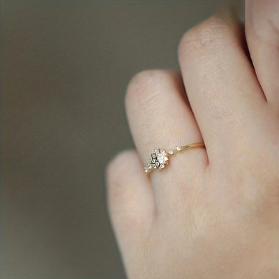 Bague en forme de flocon de neige en vieil argent .925