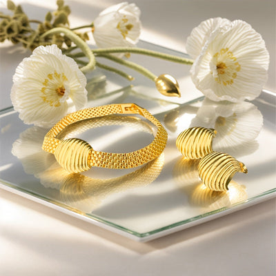 Ensemble élégant 3 pièces – Collier, bracelet et boucles d’oreilles motif coquillage