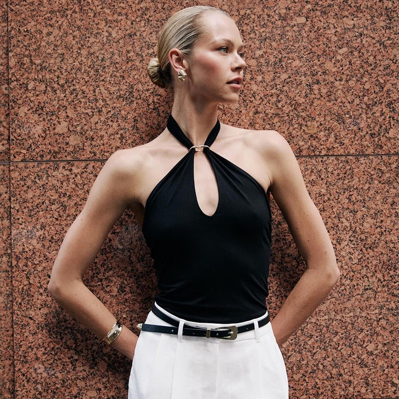 Top pour femmes avec encolure licou à volants et design asymétrique - Kiara
