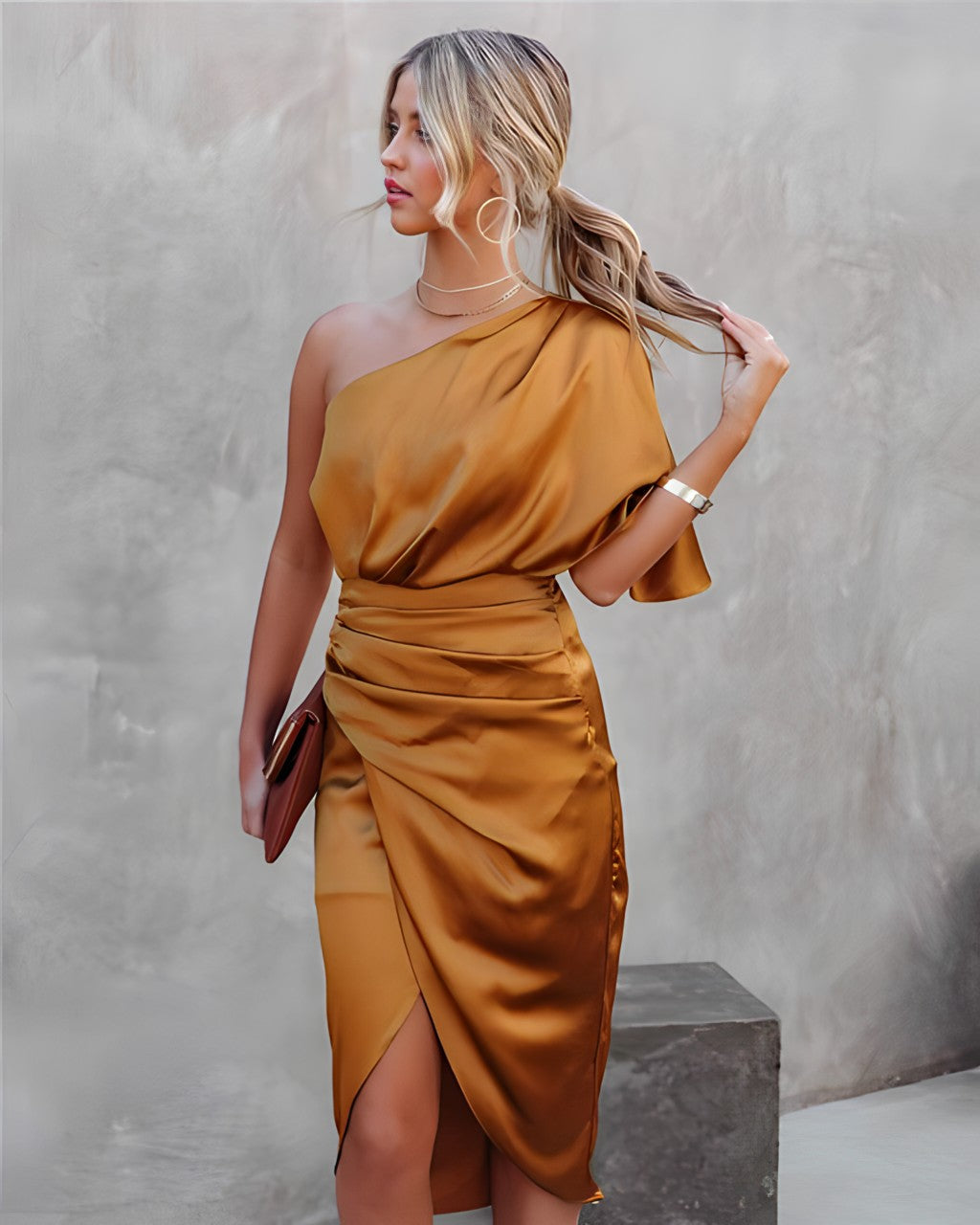Amélie - Robe de cocktail en soie avec bretelles spaghetti