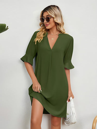 Vallie | Robe plissée unie à décolleté en V ample