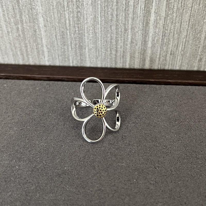Bague pétale en argent sterling