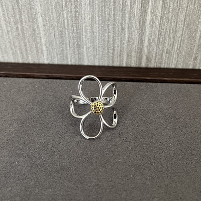 Bague pétale en argent sterling