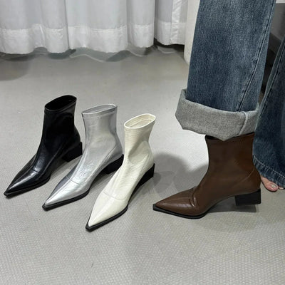Bottines évasées pour femme | Bout pointu
